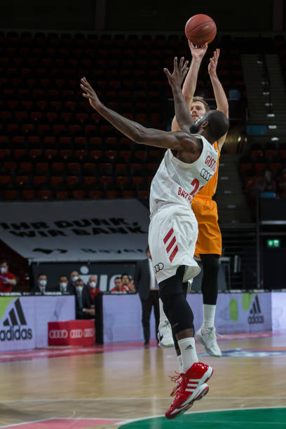 麦肯尼作为 麦肯尼作为